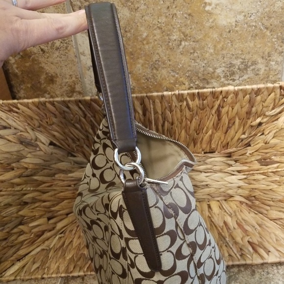 Coach shoulder bag - Picture 4 of 8